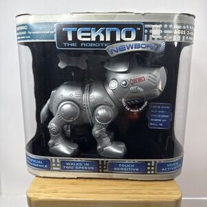 Tekno The Robotic Newborn‎ Puppy Dog Electronic Robotic Pet Voice Activated- NIB